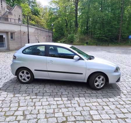 Seat Ibiza cena 13500 przebieg: 151000, rok produkcji 2008 z Nysa małe 137